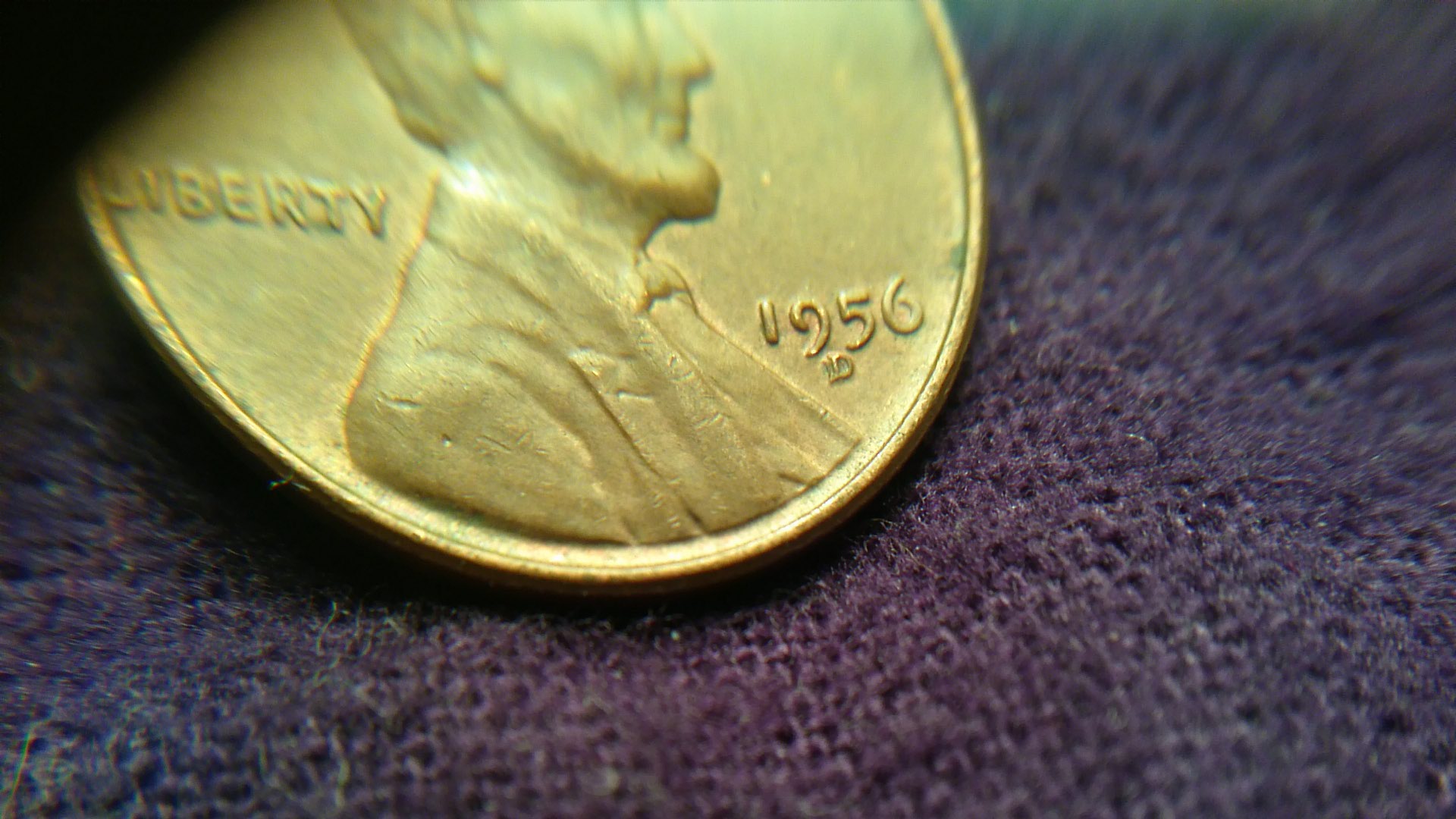 Found-Another-Misfit-In-My-Wheatys.-Mint-Error?
